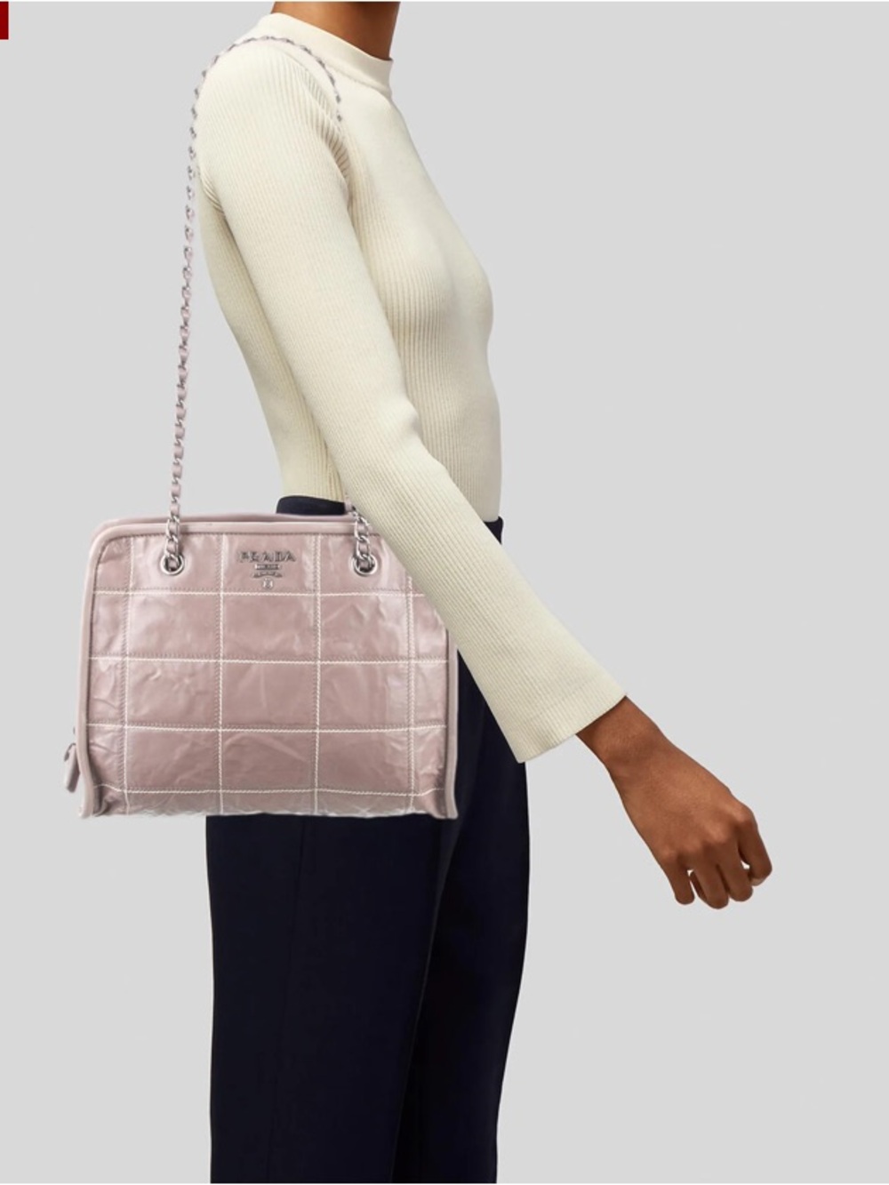 Prada
Nappa Antique Shoulder Bag
Condition: Very_Good